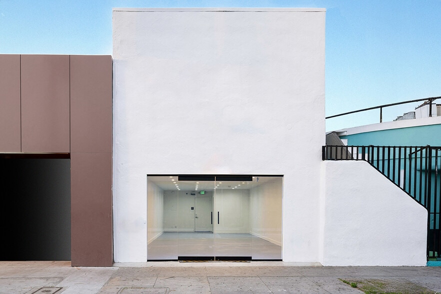 More Photos Of 1302-1306 Abbot Kinney Blvd, Venice Storefront Retail Residential For Lease