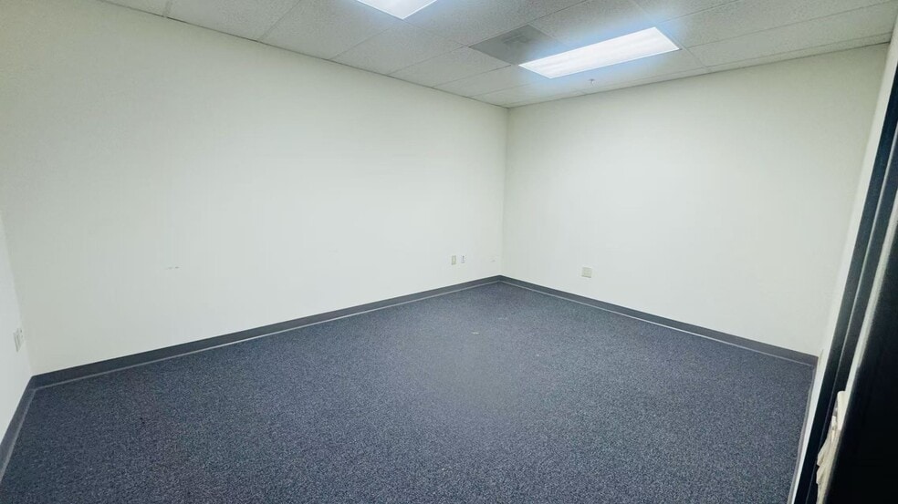 More Photos Of 25691 Atlantic Ocean Dr, Lake Forest Light Distribution For Lease