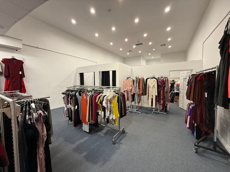 More Photos Of 6524-6534 Pacific Blvd, Huntington Park Storefront Retail Residential For Lease