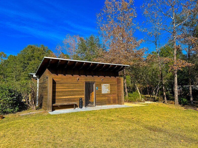 More Photos Of 7009 Creek Stone Rd, Milton Lodge Meeting Hall For Sale