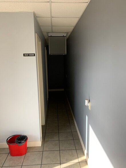 More Photos Of 4214 Highway 411, Madisonville Flex For Lease