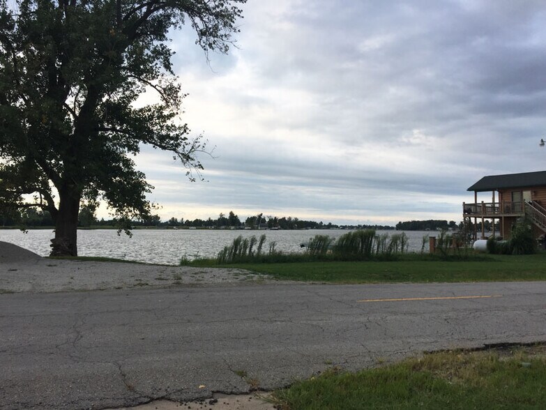 More Photos Of 493 Lake Shore Dr, Craig Land For Sale