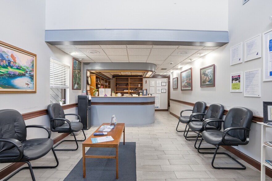 More Photos Of 908 S Fort Harrison Ave, Clearwater Office For Sale