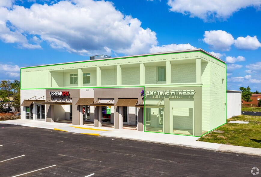 More Photos Of 12955 Seminole Blvd, Largo General Retail For Lease