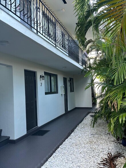 More Photos Of 2379 NE 172nd St, North Miami Beach Apartments For Sale