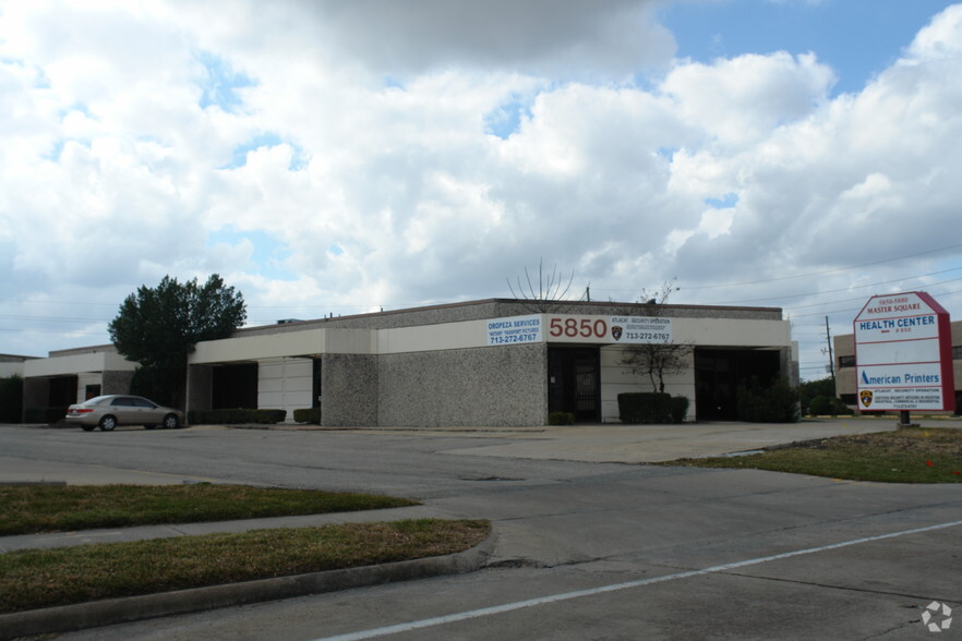 Primary Photo Of 5850-5880 Ranchester Dr, Houston Flex For Lease