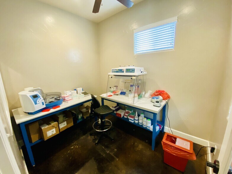 More Photos Of 910 Gruene Rd, New Braunfels Medical For Lease