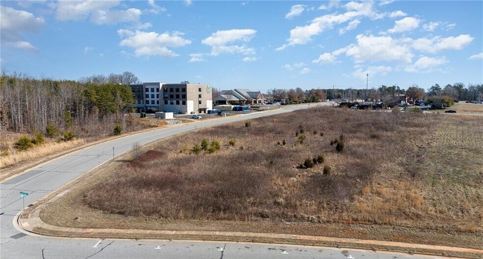 More Photos Of Hampton Plaza Rd, Kernersville Land For Sale