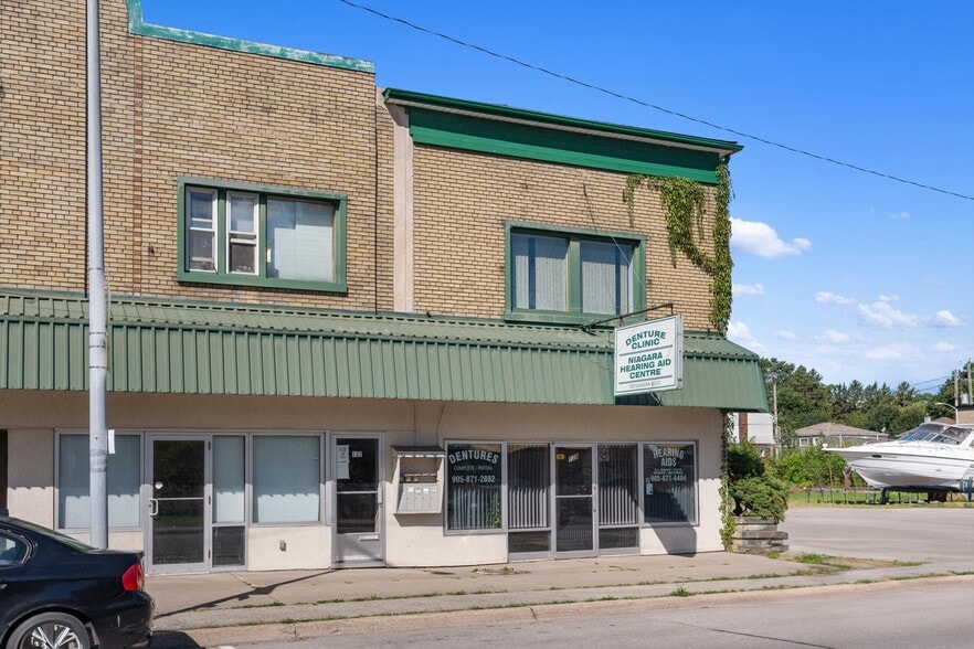 More Photos Of 131-139 Niagara Blvd, Fort Erie Storefront Retail Residential For Sale