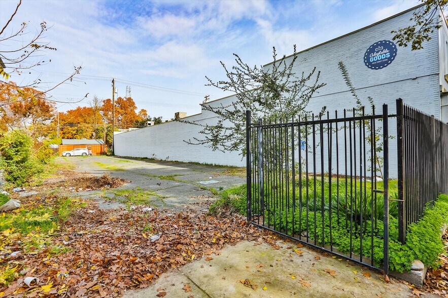 More Photos Of 1517 E St, Sacramento Land For Sale