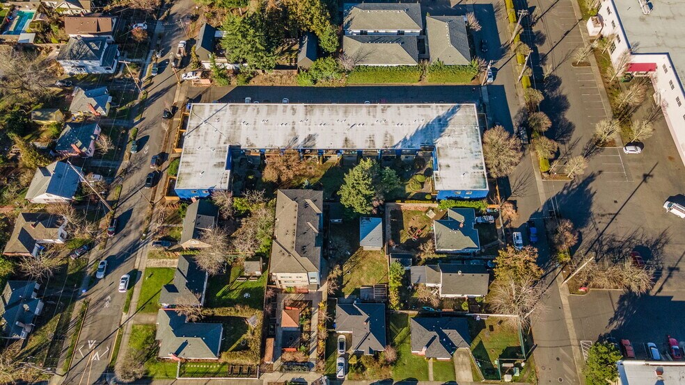 More Photos Of 740 NE 53rd Ave, Portland Apartments For Sale