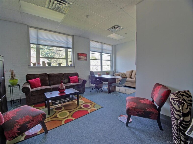 More Photos Of 90 S Park St, Willimantic Warehouse For Lease