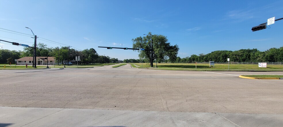 More Photos Of FM 518 @ @ Louisiana, League City Land For Sale