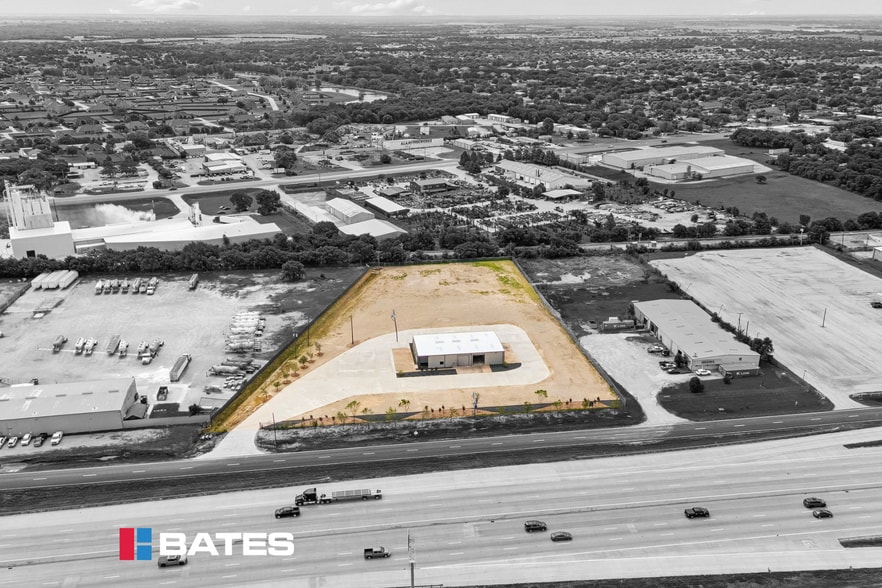 More Photos Of 7020 N Interstate Highway 35 E, Waxahachie Land For Lease
