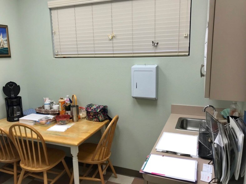 More Photos Of 305 S Childs St, Leesburg Medical For Sale