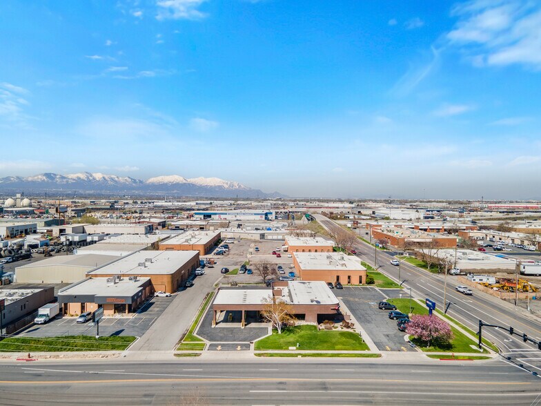 More Photos Of 2714 S 300 W, Salt Lake City Bank For Lease