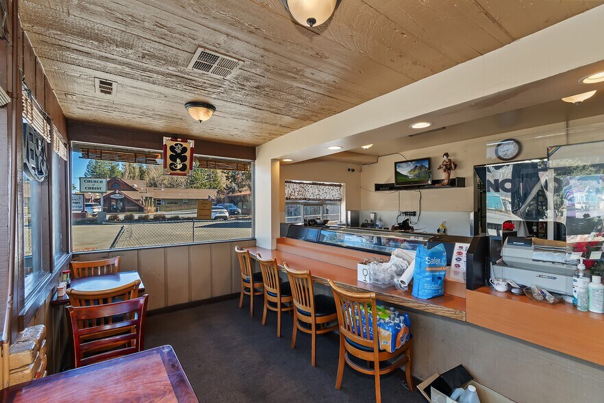 More Photos Of 41025 Big Bear Blvd, Big Bear Lake Restaurant For Sale