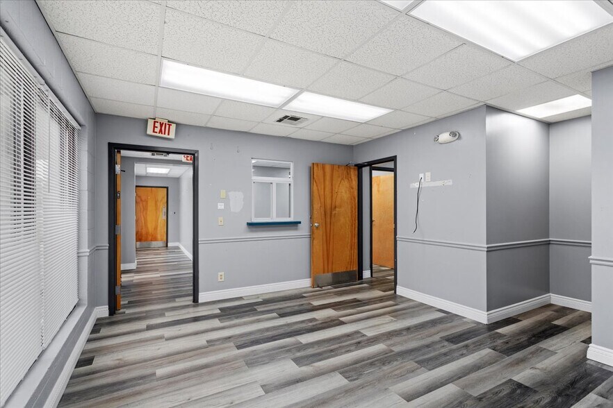 More Photos Of 1924 30th Ave, Gulfport Assisted Living For Sale