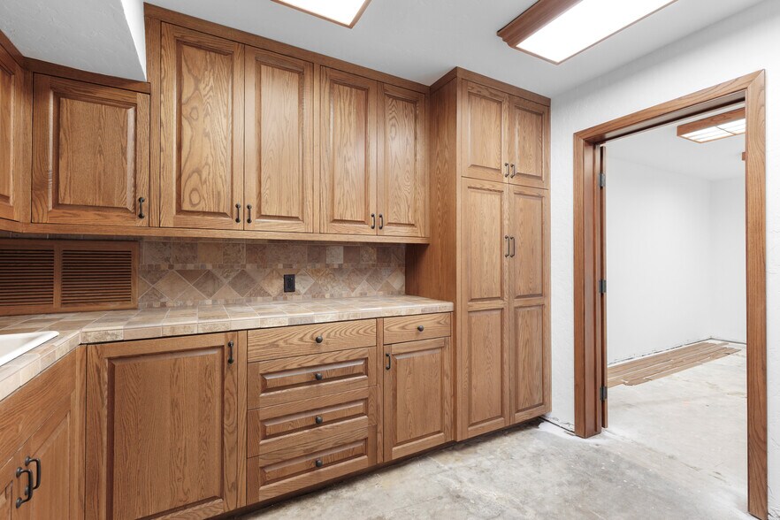 More Photos Of 12749 Norwalk Blvd, Norwalk Office For Sale