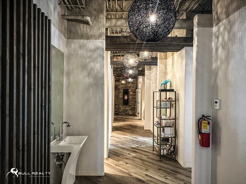 More Photos Of 664 N Highland Ave NE, Atlanta Freestanding For Sale