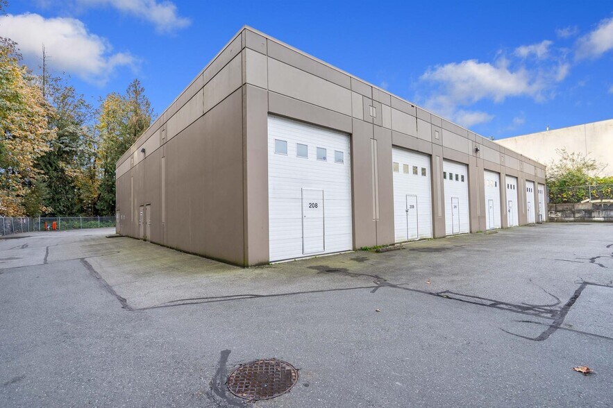 More Photos Of 30600-30610 Progressive Way, Abbotsford Warehouse For Sale