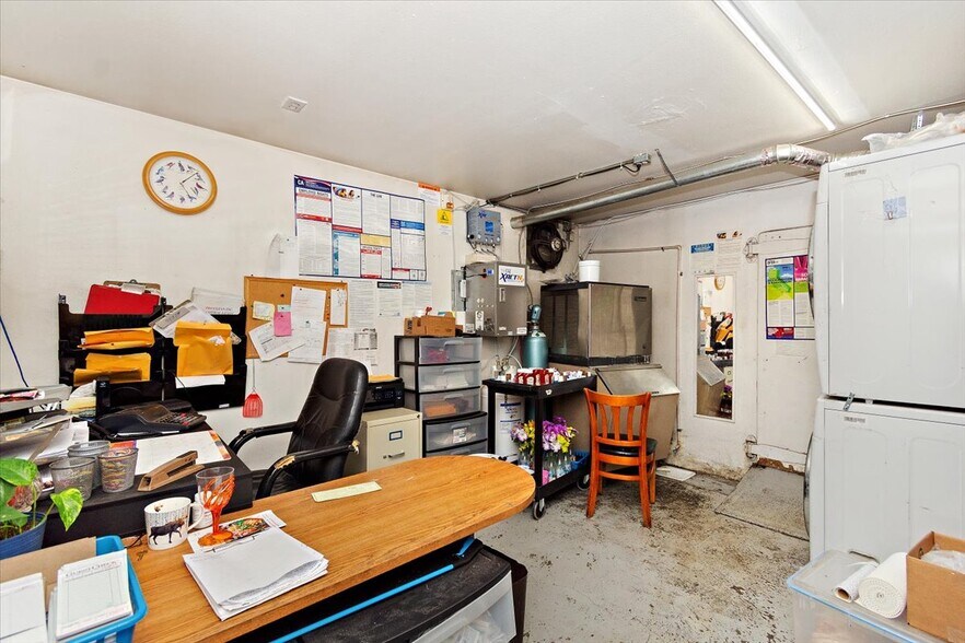 More Photos Of 337 W Big Bear Blvd, Big Bear City Restaurant For Sale