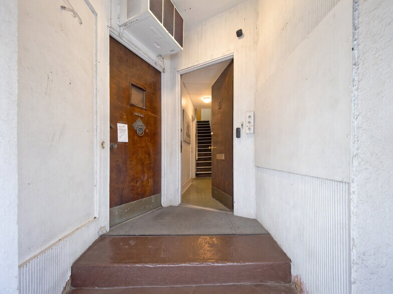 More Photos Of 57 Halsey St, Newark Storefront Retail Residential For Sale