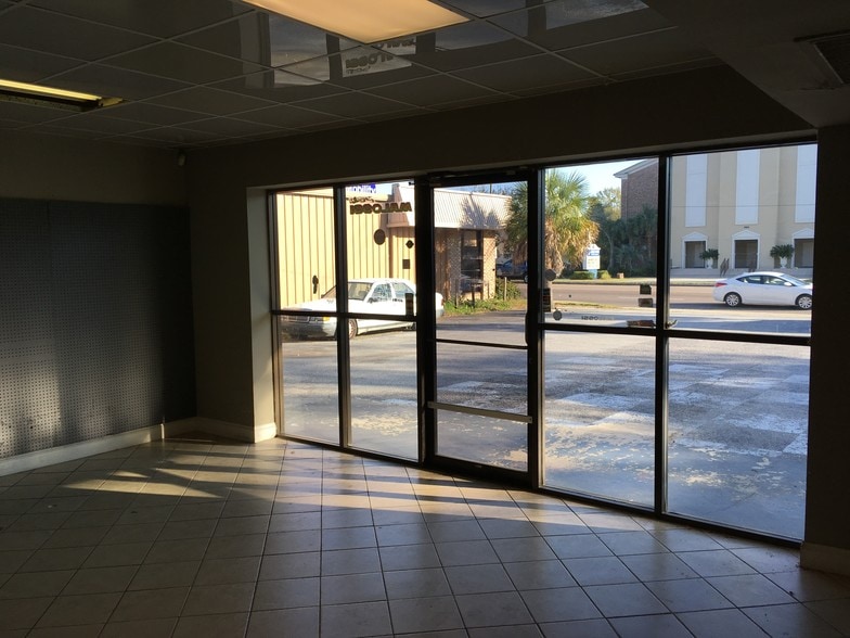 More Photos Of 936 Savannah Hwy, Charleston Freestanding For Sale