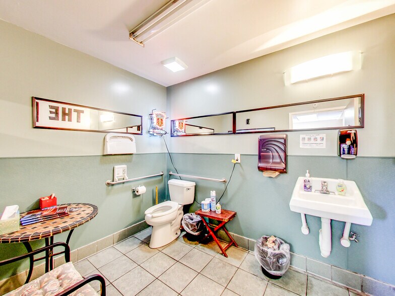 More Photos Of 1301-1303 High St, Alameda Storefront Retail Residential For Sale