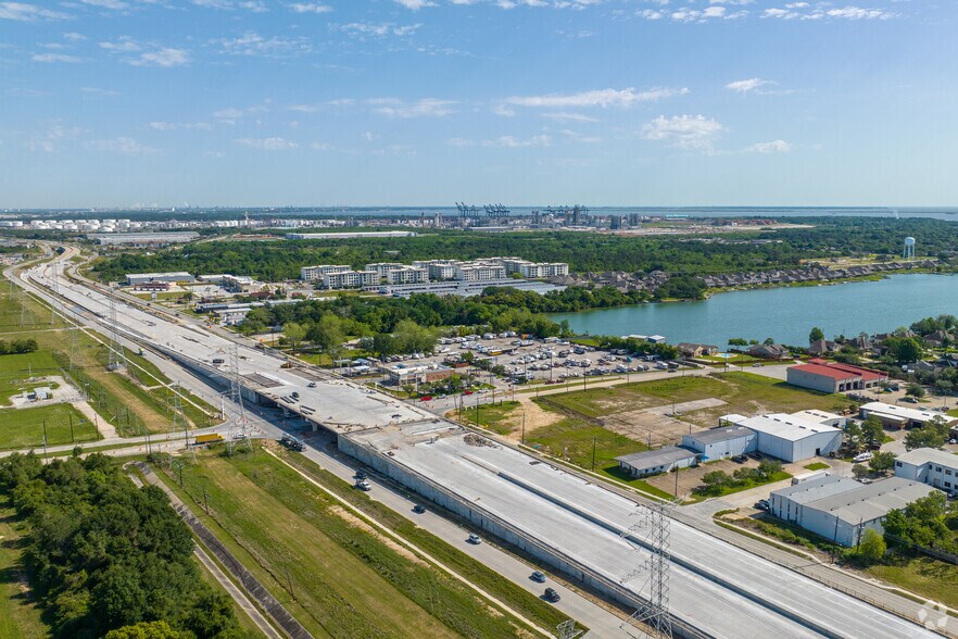 More Photos Of TX-146 & E. Meyer St, Seabrook Land For Sale