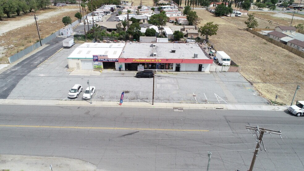 More Photos Of 635-645 E Ramsey St, Banning Freestanding For Sale