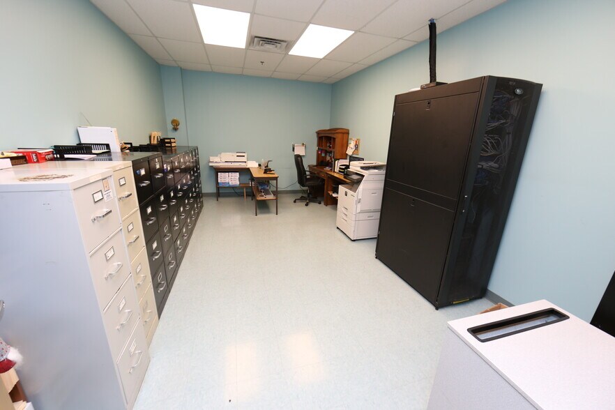 More Photos Of 231 Commerce Dr, Fall River Warehouse For Sale