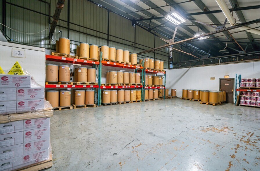 More Photos Of 621 Dana St NE, Warren Manufacturing For Lease