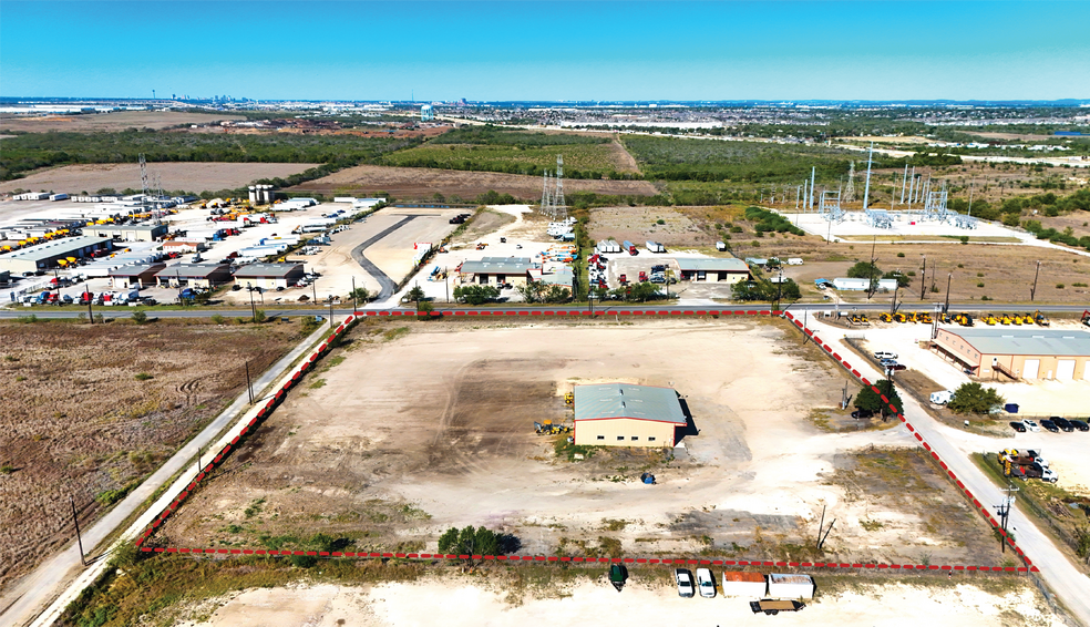 More Photos Of 2290 FM 1516 N, Converse Warehouse For Lease