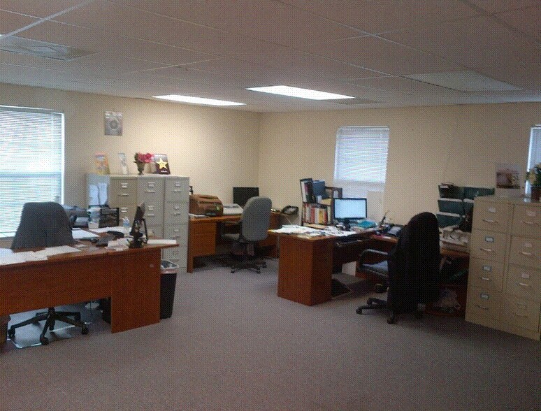 More Photos Of 1086-1092 Stelton Rd, Piscataway Medical For Lease