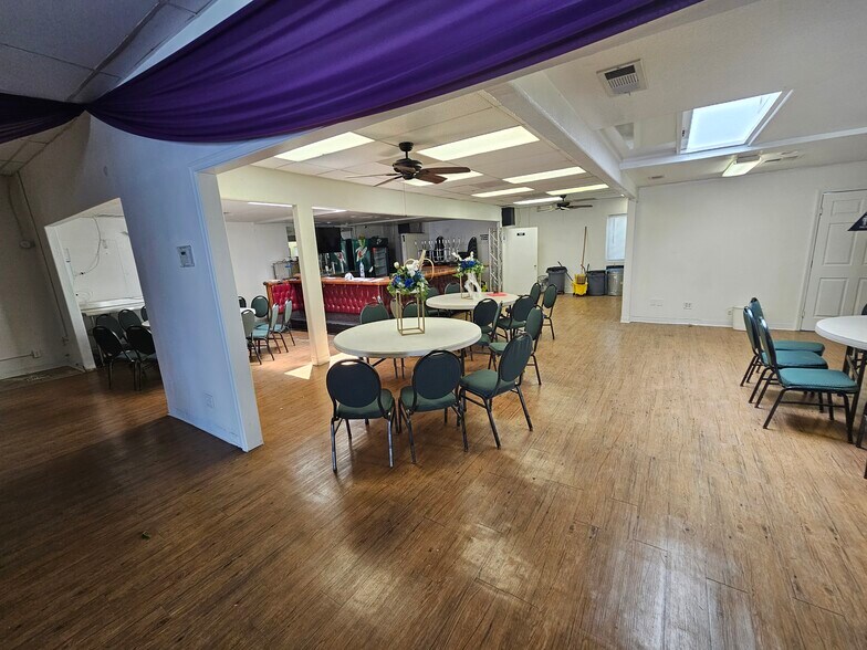 More Photos Of 300 E Main St, San Jacinto Lodge Meeting Hall For Sale