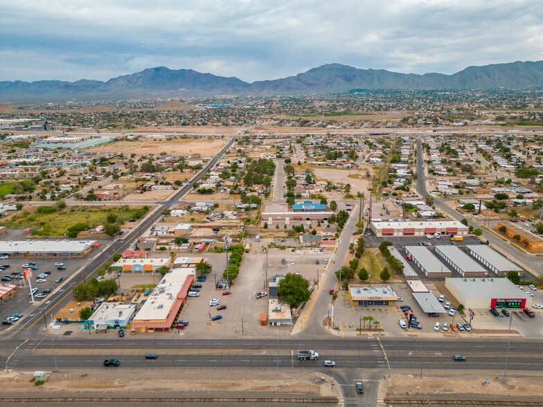 More Photos Of 5200 Doniphan Dr, El Paso Bar For Sale