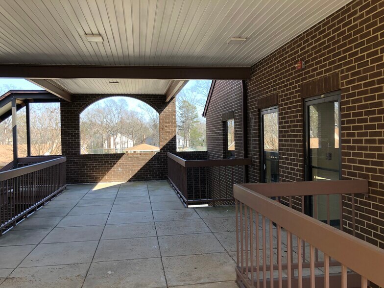 More Photos Of 1276 Bannister Cir, Waldorf Daycare Center For Sale
