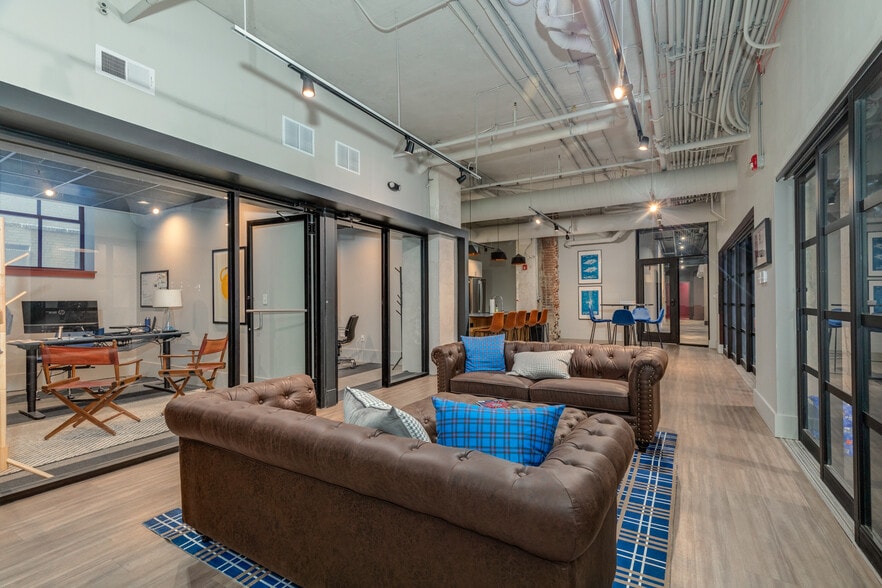 Primary Photo Of 2650 Locust St, Saint Louis Apartments For Lease