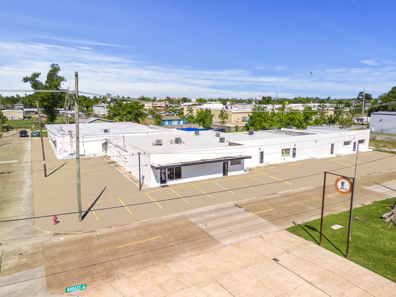 Primary Photo Of 409 Scott St, Lake Charles Bank For Sale