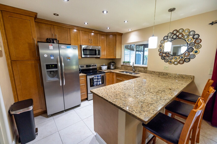 More Photos Of 7128 Wrenwood Cir, Tampa Rehabilitation Center For Sale
