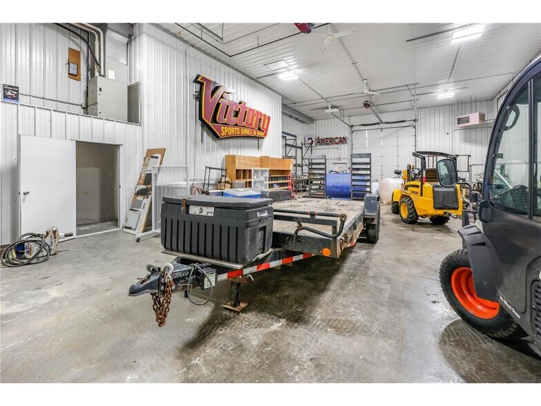 More Photos Of 1121 S Lincoln Ave, Sauk Rapids Warehouse For Sale