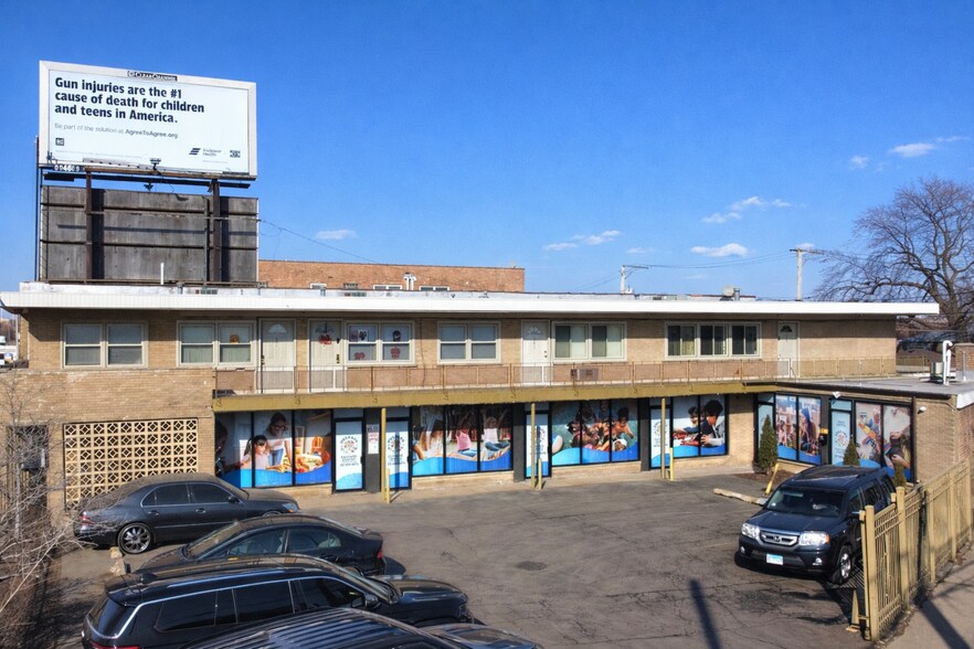 More Photos Of 7815 S Kedzie Ave, Chicago Storefront Retail Residential For Sale