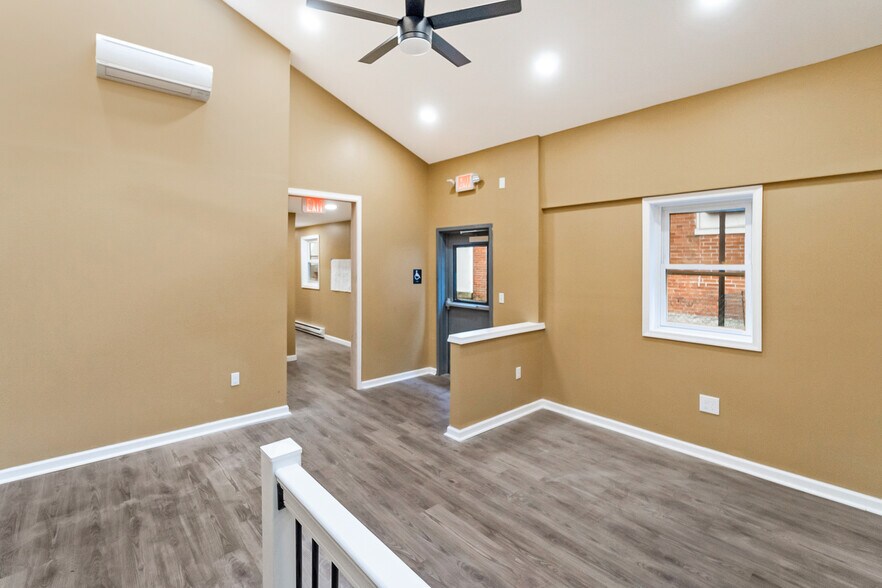 More Photos Of 474 W Main St, Kutztown Storefront Retail Residential For Sale