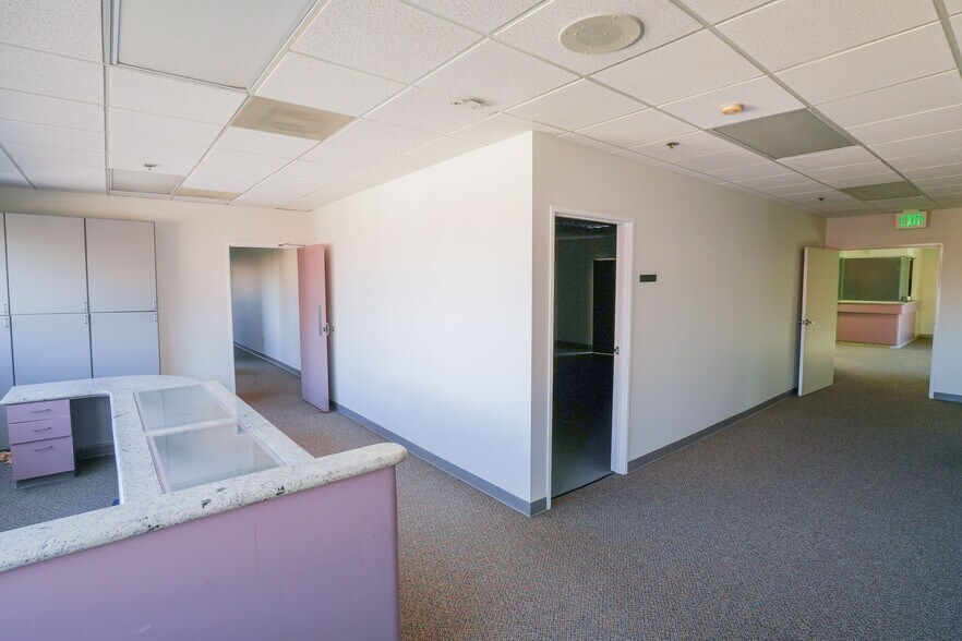 More Photos Of 999 N Tustin Ave, Santa Ana Medical For Sale