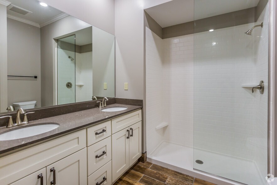 More Photos Of 1730 S Germantown Rd, Germantown Apartments For Lease
