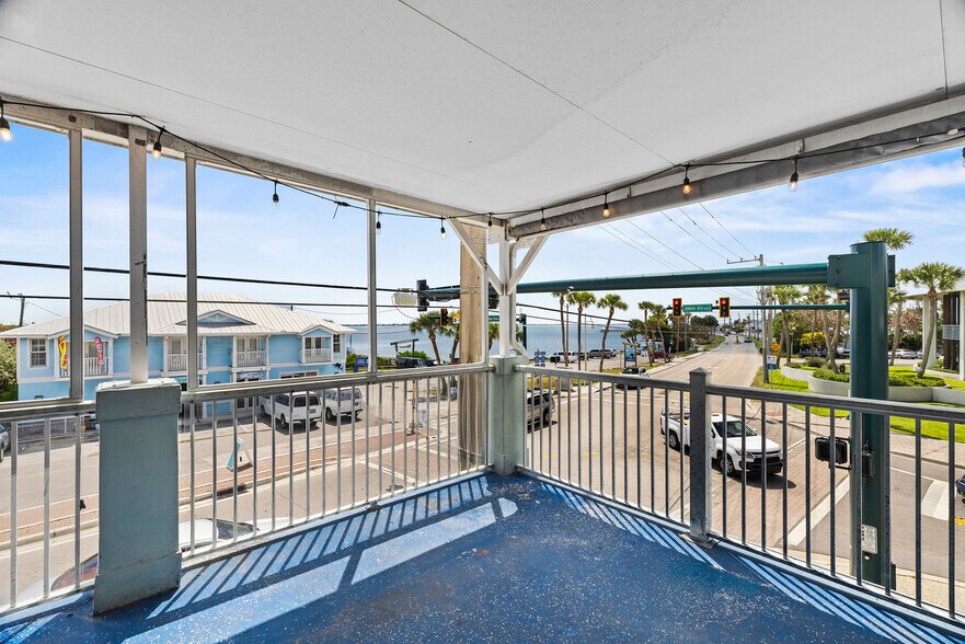 More Photos Of 2019 NE Jensen Beach Blvd, Jensen Beach Storefront Retail Office For Lease