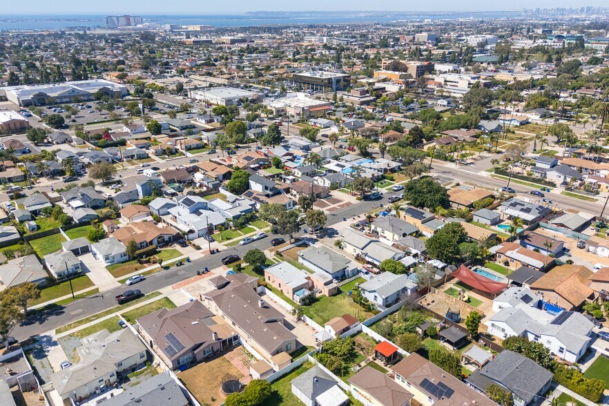 More Photos Of 721 Del Mar Ave, Chula Vista Multifamily For Sale