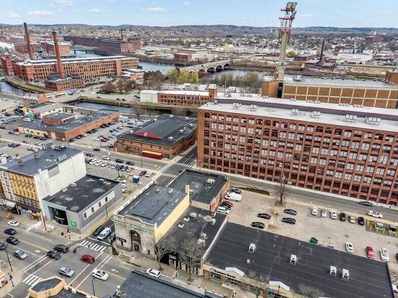 More Photos Of 464-468 Essex St @ Hampshire st, Lawrence Office For Sale