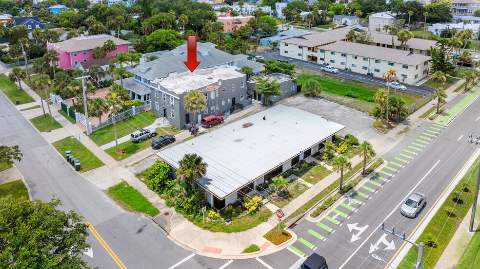 More Photos Of 419 N Wild Olive Ave, Daytona Beach Apartments For Sale